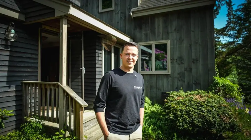 Devon Turner at the Telegraph Hill Home Buyers office